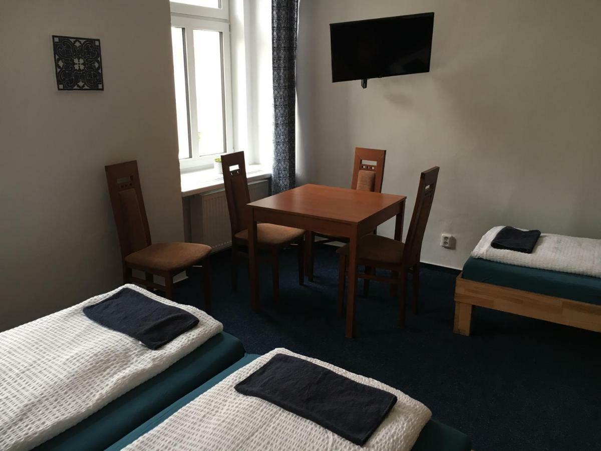 Mikulov Inn - Hotel Zeme Extérieur photo