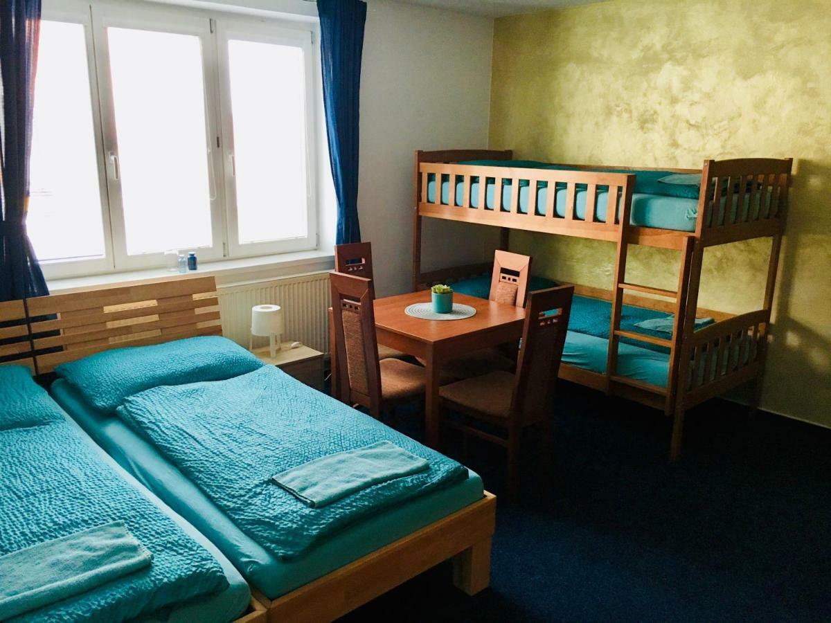 Mikulov Inn - Hotel Zeme Extérieur photo